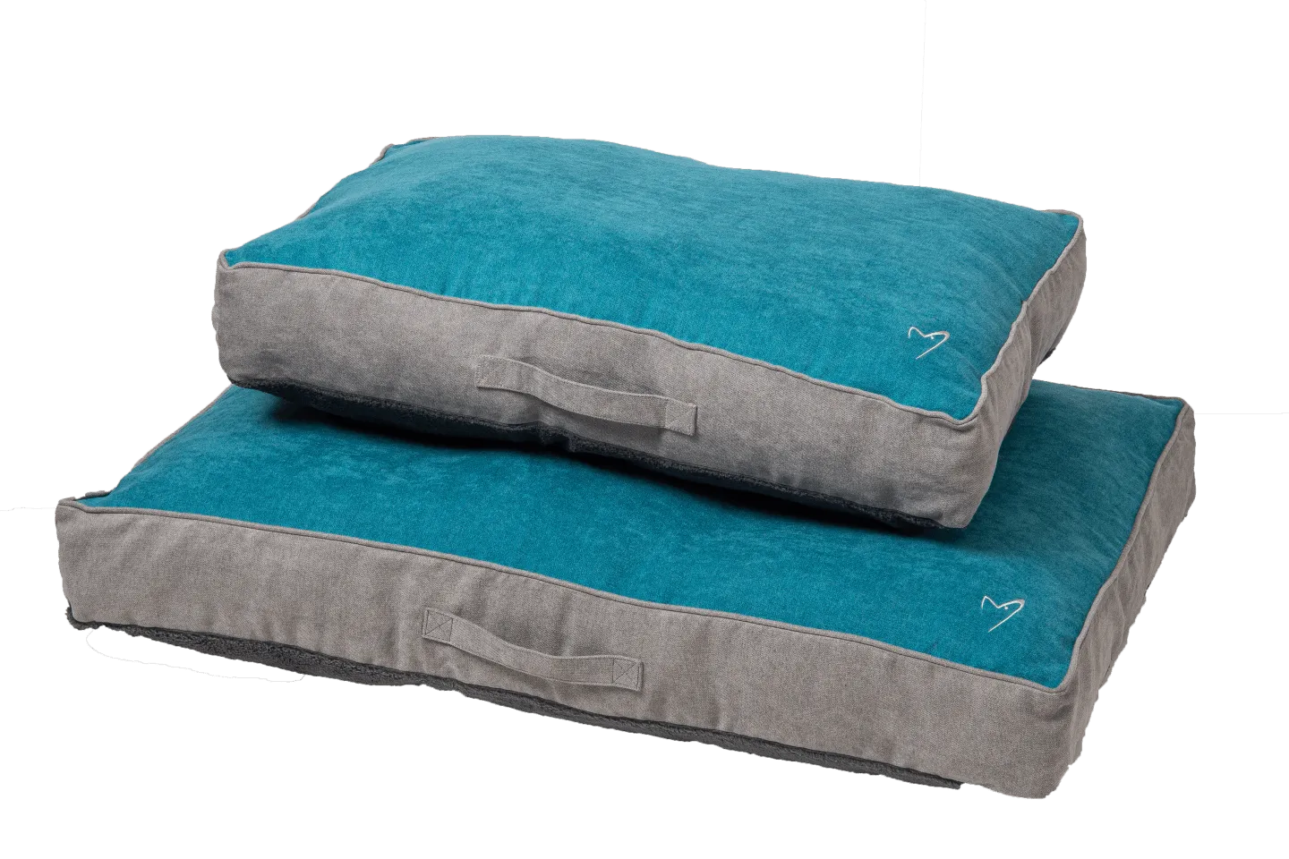 Camden Winter Sleeper Pet Bed