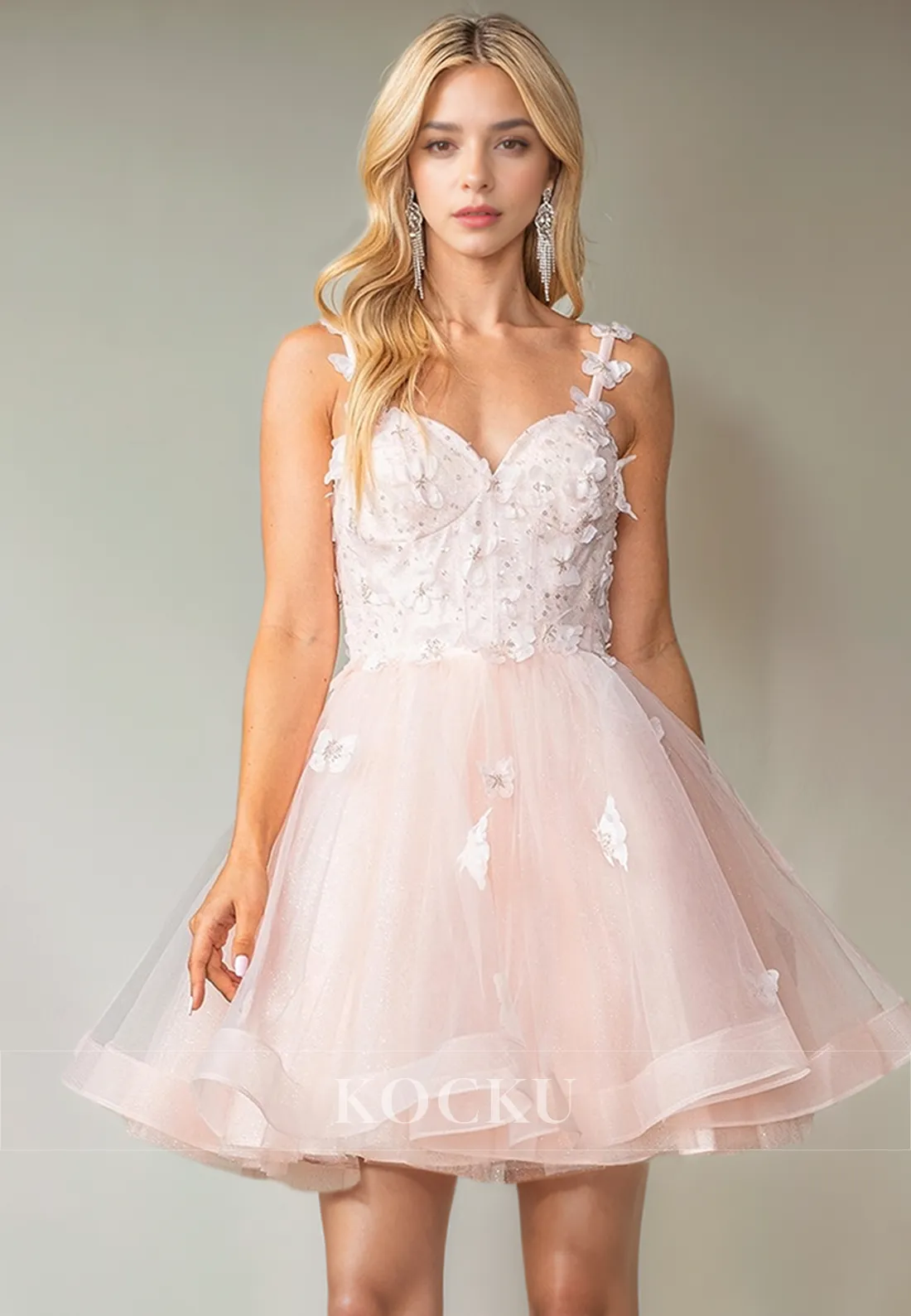 Elegant & Luxurious Straps A-Line Appliques Tulle Party Homecoming Dress