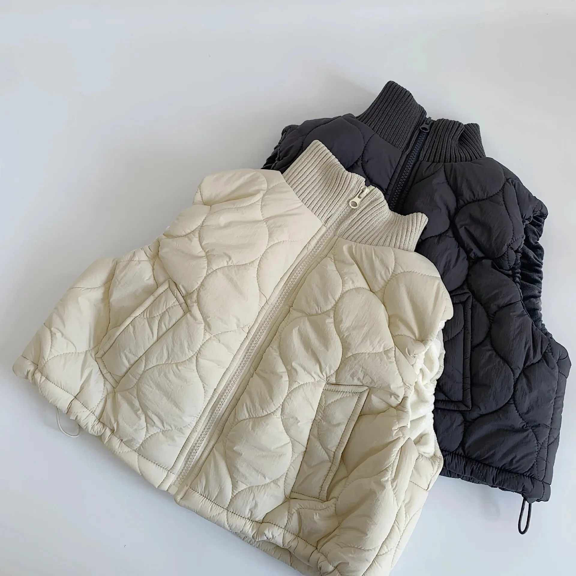 Lightweight Quilted Solid Vest